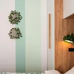 Botanic Nest Cotroceni * Βουκουρέστι